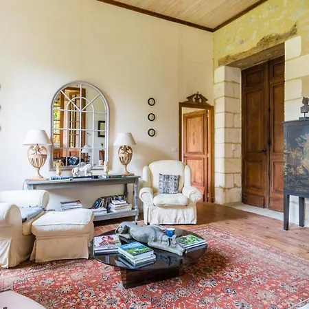 Un Mix Dei Pezzi Migliori Di Un Castello E Una Villa